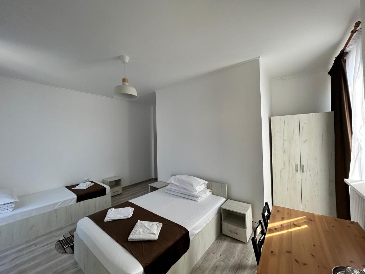 Hotel Continental City Center Iasi Exteriör bild